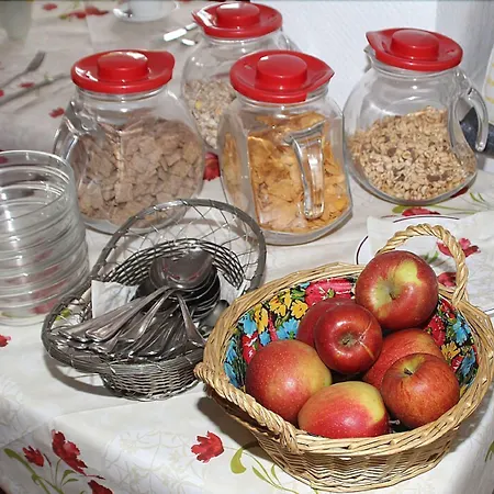 Einfelder Hof Garni Penzion 3*