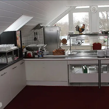 Guest house Einfelder Hof Garni Neumuenster