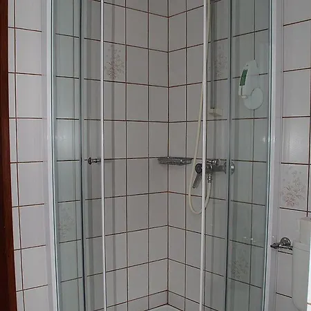 Einfelder Hof Garni Guest house Neumuenster