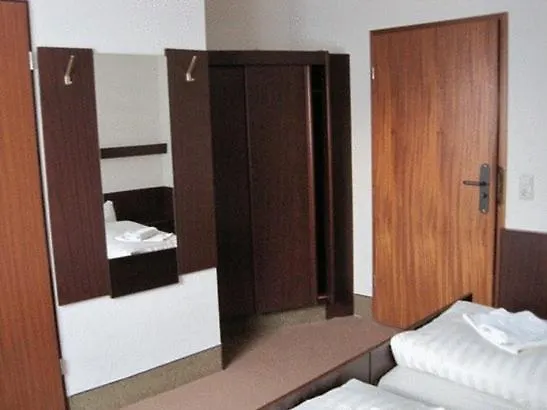 Einfelder Hof Garni Penzion 3*