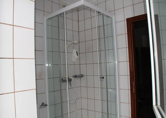 Einfelder Hof Garni 3*